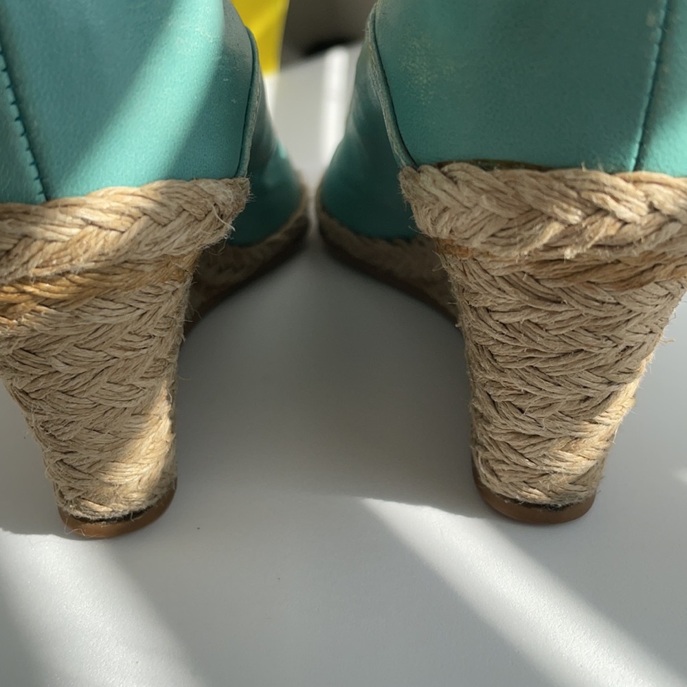 Shoes - Picture 2 of 12